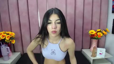 Snapshot of poly_sasha_ chatting on 02-21-25, 02:17 poly sasha online show from 02-21-25, 02:17