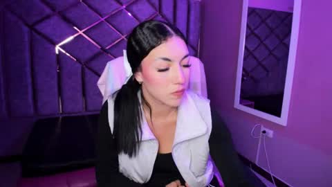 Snapshot of poly_sasha_ chatting on 03-14-26, 03:45 poly sasha online show from 03-14-26, 03:45