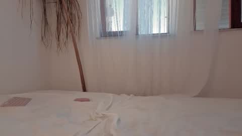 Snapshot of polynessia chatting on 09-19-25, 09:54 Polina online show from 09-19-25, 09:54