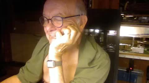 pomme1949 online show from 10-27-25, 01:48