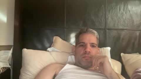 Snapshot of ponchynyc chatting on 12-27-24, 06:20 PONCH online show from 12-27-24, 06:20