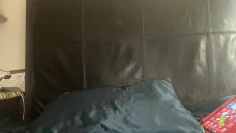 Snapshot of ponchynyc chatting on 02-17-25, 07:53 PONCH online show from 02-17-25, 07:53