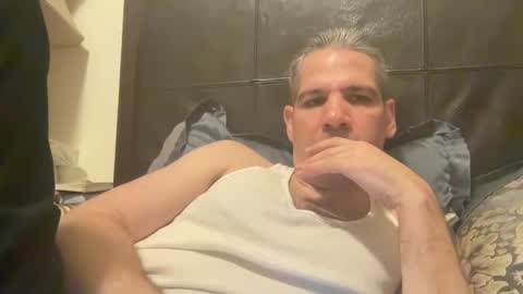 Snapshot of ponchynyc chatting on 09-27-25, 10:59 PONCH online show from 09-27-25, 10:59