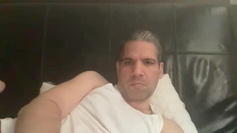 Snapshot of ponchynyc chatting on 10-29-25, 04:42 PONCH online show from 10-29-25, 04:42