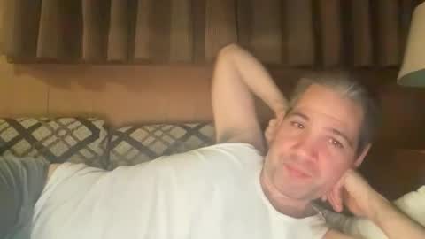 Snapshot of ponchynyc chatting on 11-15-25, 05:49 PONCH online show from 11-15-25, 05:49