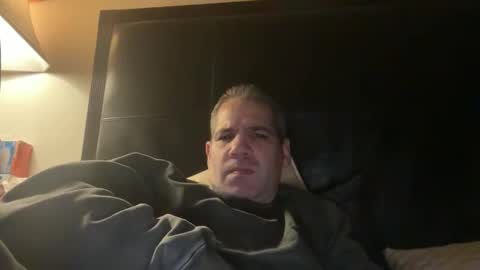 Snapshot of ponchynyc chatting on 12-21-25, 02:19 PONCH online show from 12-21-25, 02:19