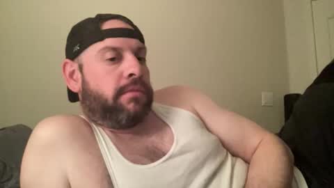 Snapshot of poneloc01 chatting on 11-10-25, 08:35 poneloc01 online show from 11-10-25, 08:35