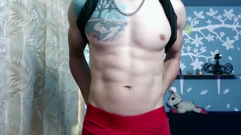 Snapshot of ponzothc chatting on 10-25-25, 10:04 ponzothc online show from 10-25-25, 10:04