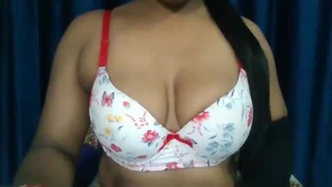 Snapshot of poojalady chatting on 10-02-25, 04:52 poojalady online show from 10-02-25, 04:52