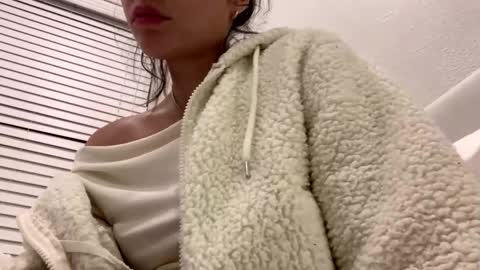 J online show from 10-21-25, 02:12
