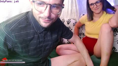 Snapshot of poppunk4life chatting on 12-19-24, 04:13 Kyle online show from 12-19-24, 04:13