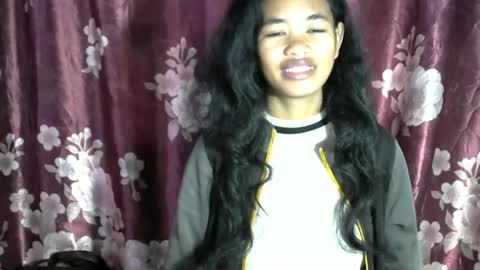 Lilly online show from 06-25-26, 05:45