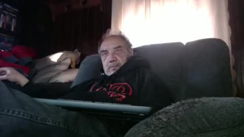 Snapshot of porkingit400 chatting on 12-31-24, 01:19 porkingit400 online show from 12-31-24, 01:19