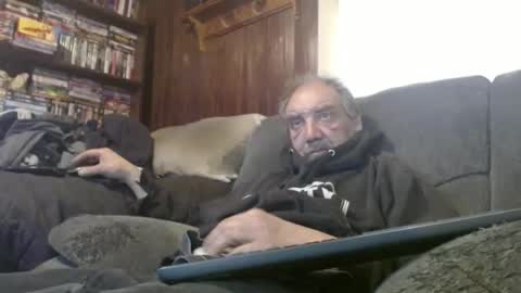 Snapshot of porkingit400 chatting on 02-16-25, 08:33 porkingit400 online show from 02-16-25, 08:33