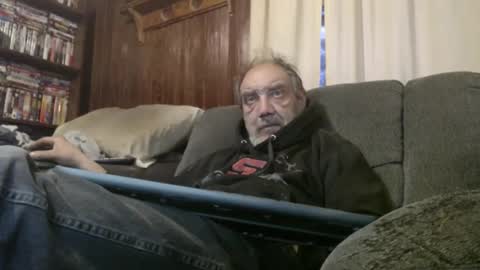 Snapshot of porkingit400 chatting on 02-17-25, 10:36 porkingit400 online show from 02-17-25, 10:36