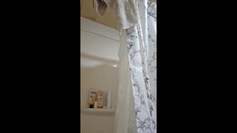 Snapshot of porkynerd chatting on 11-12-25, 04:35 porkynerd online show from 11-12-25, 04:35