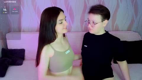 Ana and Tati online show from 11-26-25, 09:49