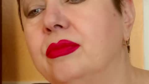 LADY POSH online show from 06-18-26, 09:41