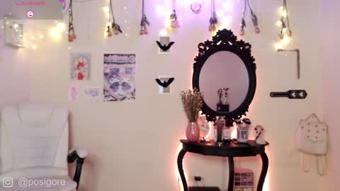 Snapshot of posigore chatting on 12-20-24, 06:35 Anna Goth independient model online show from 12-20-24, 06:35