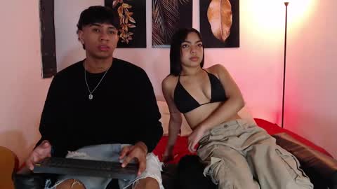 Snapshot of power_hot18 chatting on 12-16-24, 02:25 ALEX Y ALEXA online show from 12-16-24, 02:25