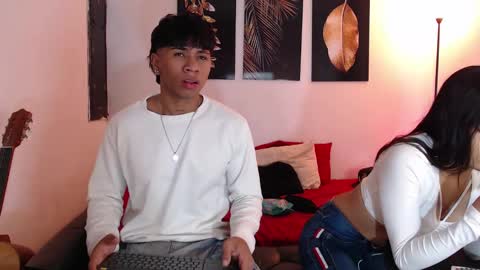 ALEX Y ALEXA online show from 12-24-24, 02:10