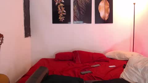 Snapshot of power_hot18 chatting on 01-19-25, 05:37 ALEX Y ALEXA online show from 01-19-25, 05:37