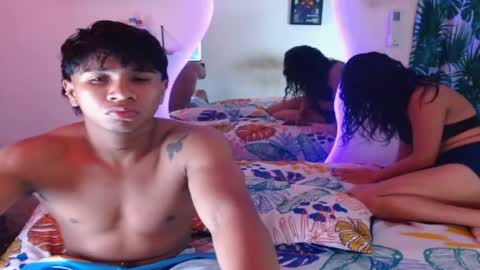 Snapshot of power_hot18 chatting on 10-28-25, 03:21 ALEX Y ALEXA online show from 10-28-25, 03:21