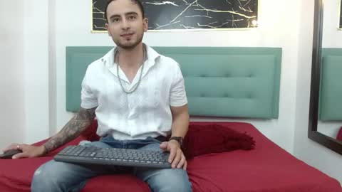   online show from 05-03-26, 03:45