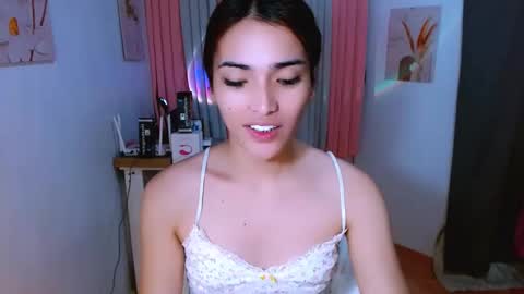 Snapshot of preciosa_banks69 chatting on 03-10-26, 10:20 preciosa_banks69 online show from 03-10-26, 10:20