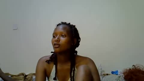 Snapshot of precious_gift chatting on 11-08-25, 04:18 precious_gift online show from 11-08-25, 04:18