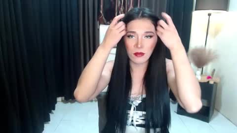 Snapshot of preciousrosedoll chatting on 01-05-25, 11:04 Rosedoll online show from 01-05-25, 11:04