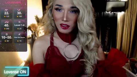 Snapshot of preciousrosedoll chatting on 09-16-25, 01:17 Rosedoll online show from 09-16-25, 01:17