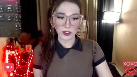 Snapshot of preciousrosedoll chatting on 10-27-25, 12:47 Rosedoll online show from 10-27-25, 12:47