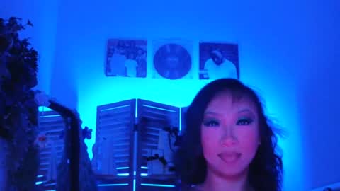 PreeminentJess online show from 07-30-26, 05:39