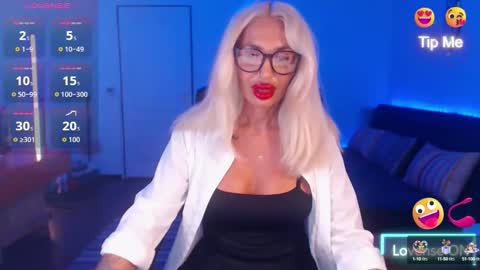 Victoria online show from 09-11-25, 08:09