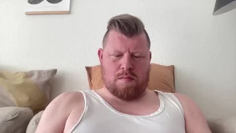 Snapshot of premiumg chatting on 03-15-26, 02:23 premiumg online show from 03-15-26, 02:23