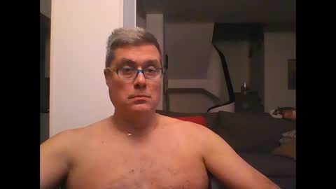 Snapshot of prendimisubito chatting on 01-19-25, 12:49 prendimisubito online show from 01-19-25, 12:49