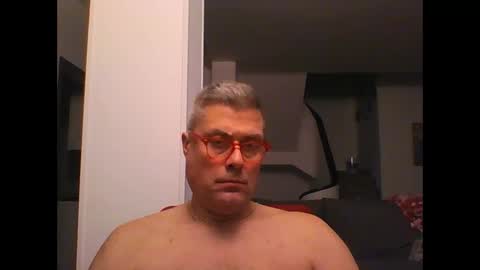 Snapshot of prendimisubito chatting on 12-01-25, 12:26 prendimisubito online show from 12-01-25, 12:26