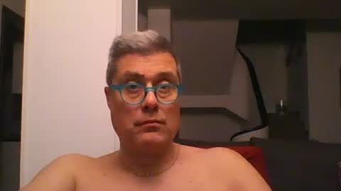 Snapshot of prendimisubito chatting on 12-20-25, 12:40 prendimisubito online show from 12-20-25, 12:40