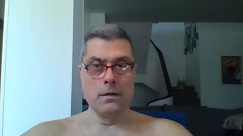 Snapshot of prendimisubito chatting on 03-25-26, 09:37 prendimisubito online show from 03-25-26, 09:37