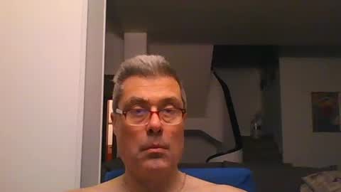 Snapshot of prendimisubito chatting on 04-23-26, 03:52 prendimisubito online show from 04-23-26, 03:52