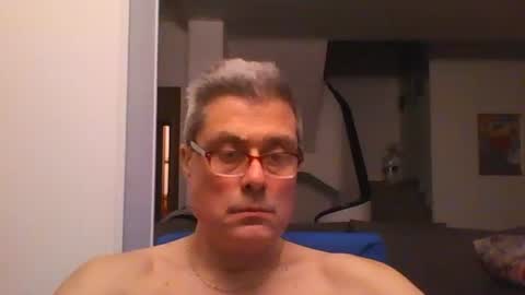 Snapshot of prendimisubito chatting on 04-25-26, 08:50 prendimisubito online show from 04-25-26, 08:50