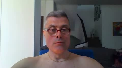 Snapshot of prendimisubito chatting on 05-07-26, 12:21 prendimisubito online show from 05-07-26, 12:21