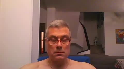 Snapshot of prendimisubito chatting on 05-10-26, 10:37 prendimisubito online show from 05-10-26, 10:37