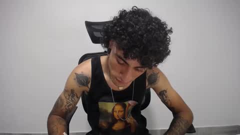 Plux online show from 02-10-25, 05:03