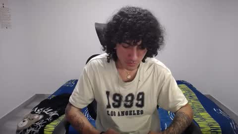 Plux online show from 10-19-25, 04:40