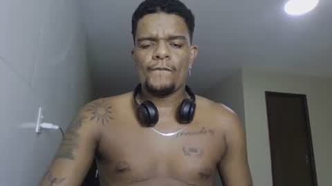 Snapshot of pretobrazzil chatting on 03-27-26, 01:33 pretobrazzil online show from 03-27-26, 01:33