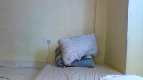 Prettie diva online show from 10-13-25, 12:05