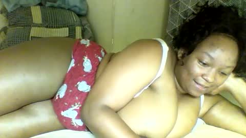 Prettie diva online show from 10-28-25, 04:42