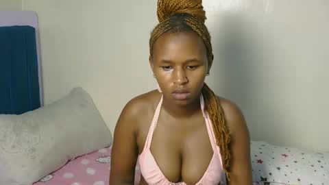 Snapshot of pretttybarbie chatting on 02-25-26, 09:46 Barbie online show from 02-25-26, 09:46